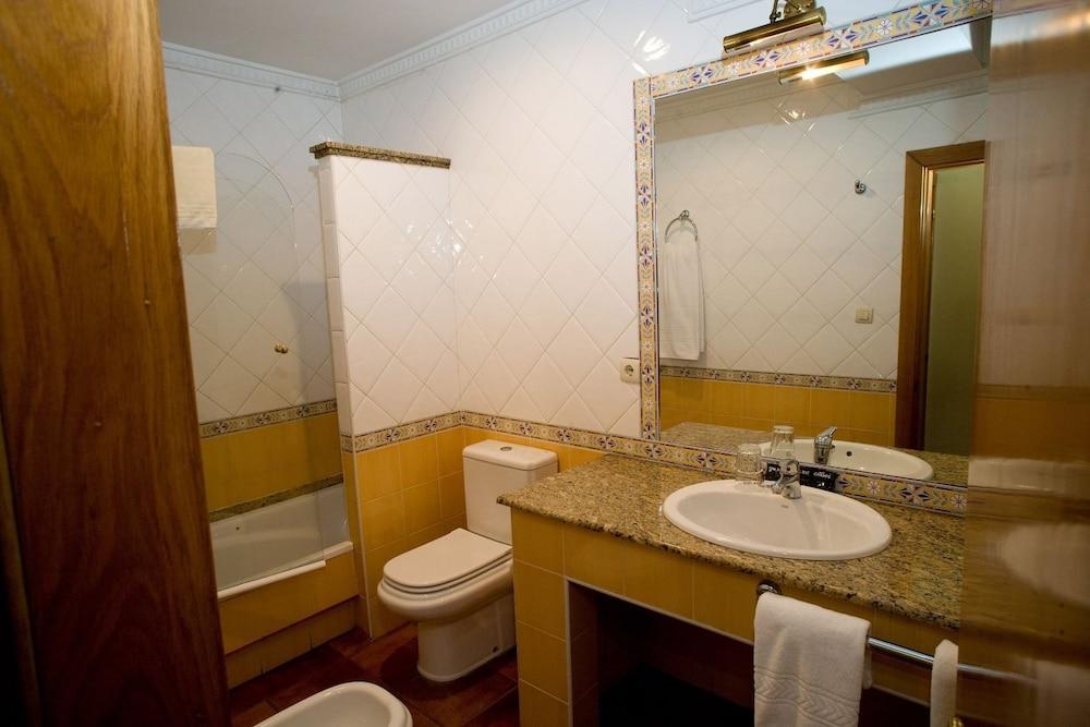 Hotel El Balcon Αβιλές Εξωτερικό φωτογραφία