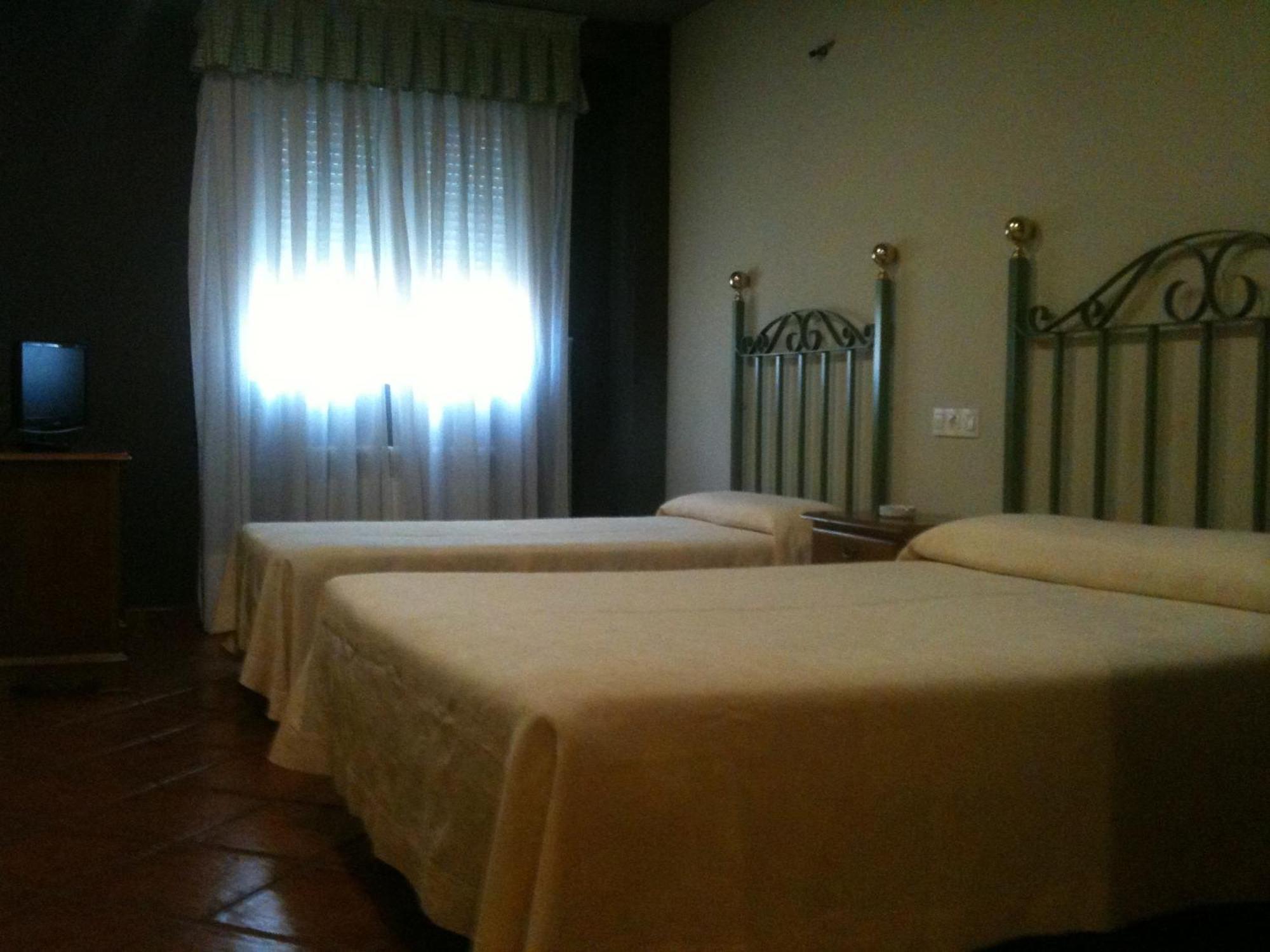Hotel El Balcon Αβιλές Εξωτερικό φωτογραφία
